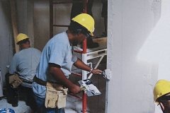 yca-students-applying-mud-to-drywall-corner